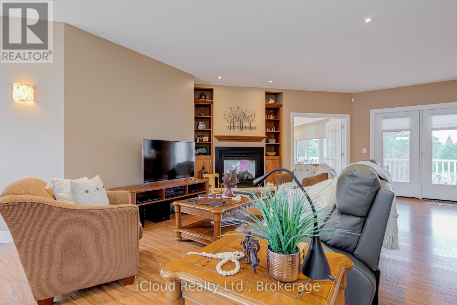 16 Highland Road, Minto, Ontario  N0G 1M0 - Photo 20 - X12436865