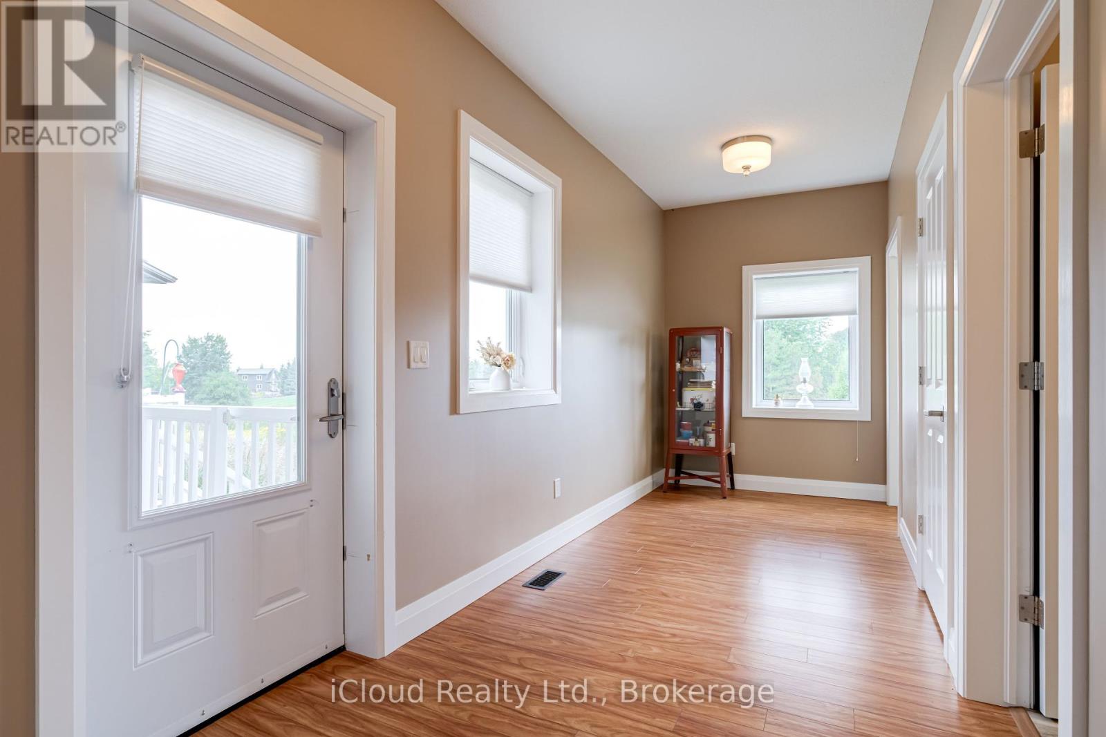 16 Highland Road, Minto, Ontario  N0G 1M0 - Photo 27 - X12436865