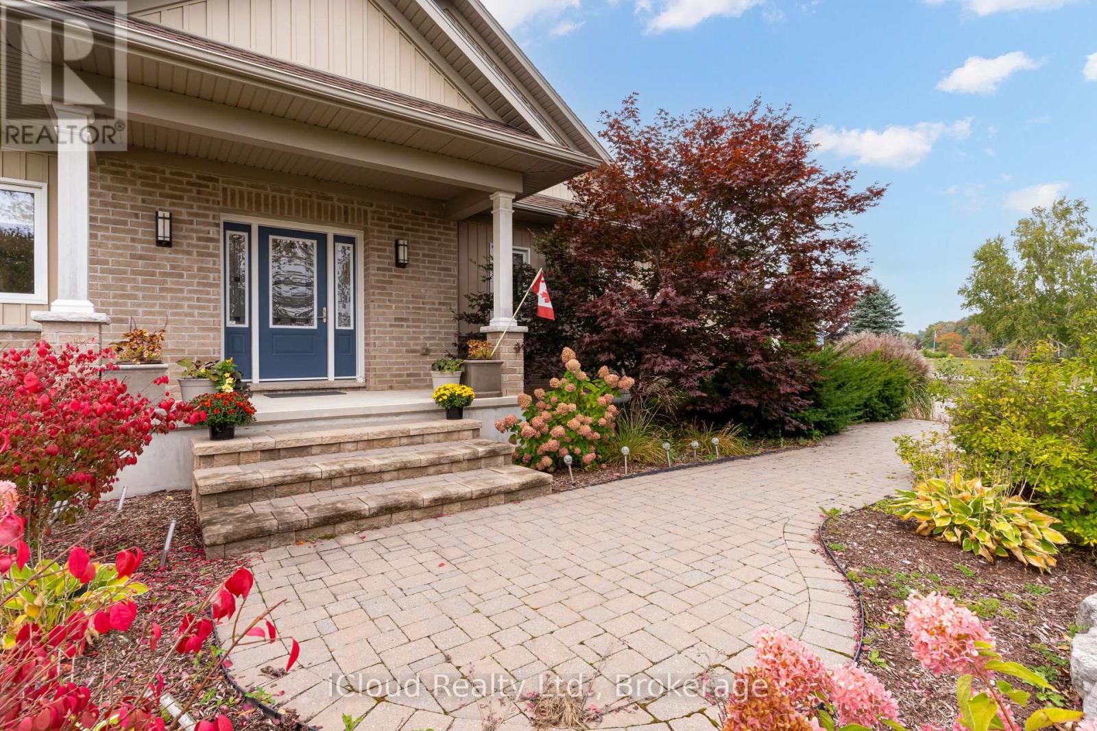 16 Highland Road, Minto, Ontario  N0G 1M0 - Photo 5 - X12436865