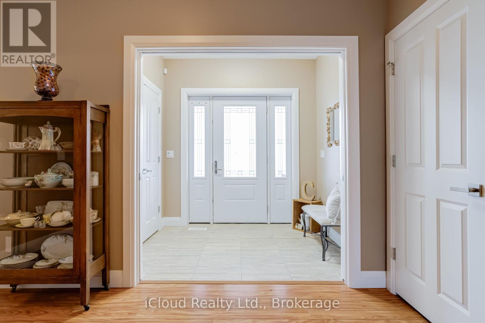 16 Highland Road, Minto, Ontario  N0G 1M0 - Photo 6 - X12436865
