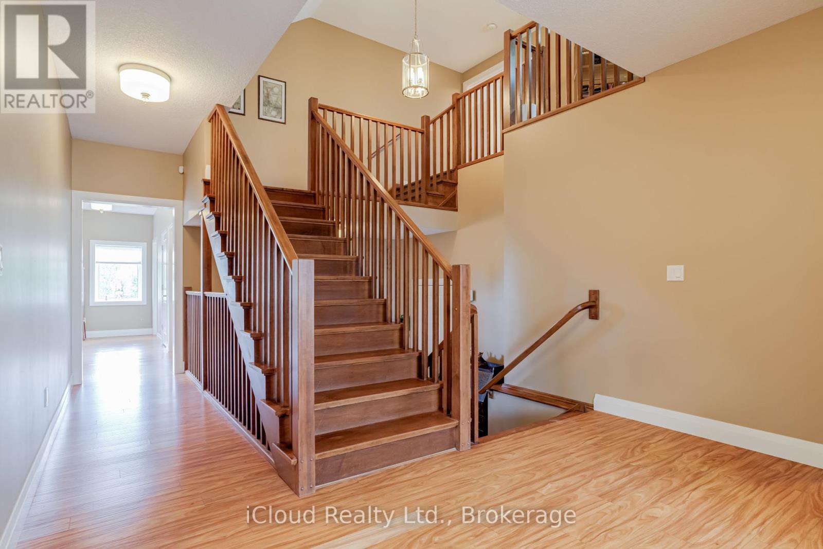16 Highland Road, Minto, Ontario  N0G 1M0 - Photo 7 - X12436865