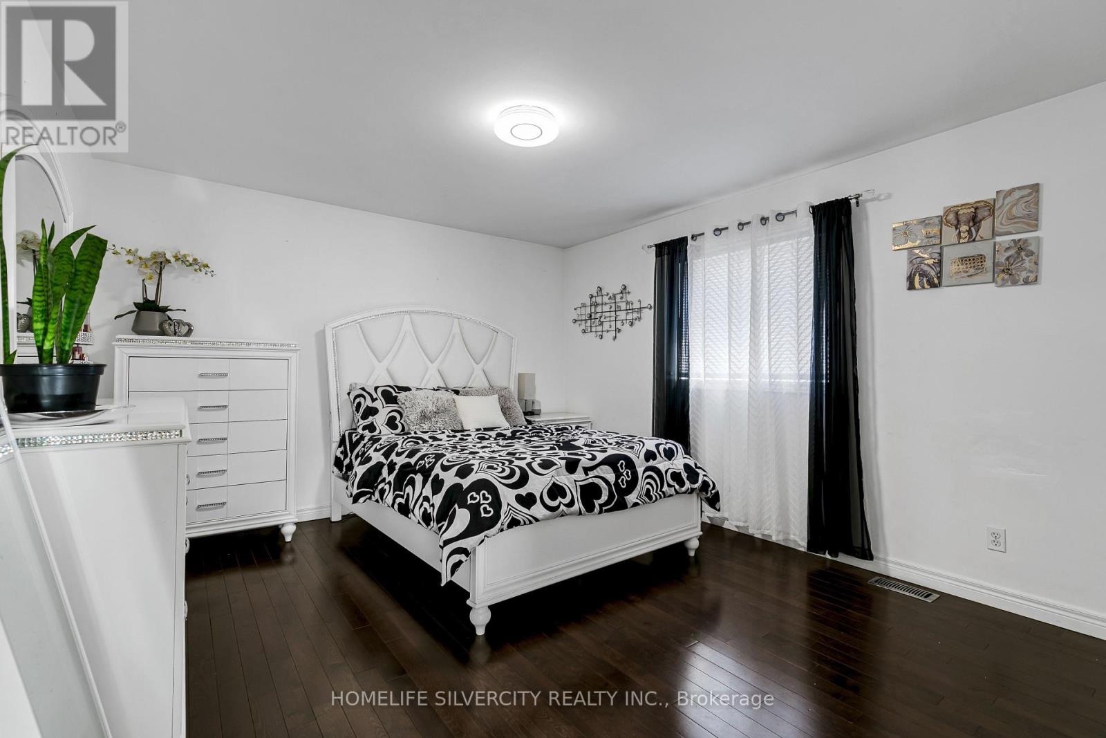 2385 Chateau Avenue, Windsor, Ontario  N8P 1N2 - Photo 12 - X12436878