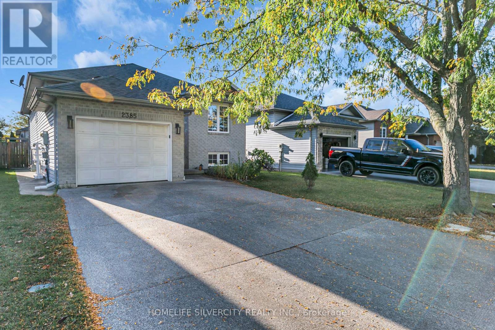 2385 Chateau Avenue, Windsor, Ontario  N8P 1N2 - Photo 3 - X12436878
