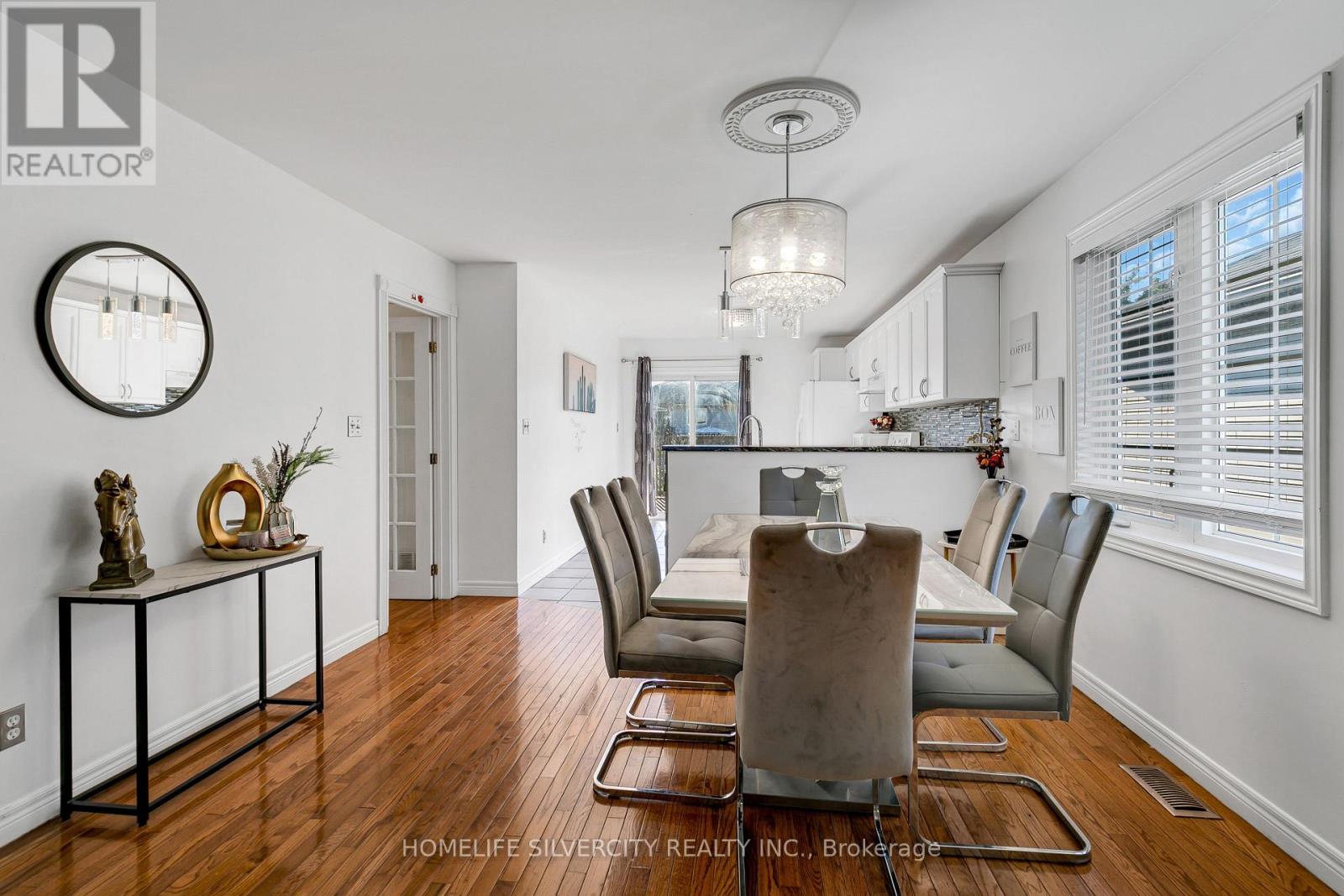 2385 Chateau Avenue, Windsor, Ontario  N8P 1N2 - Photo 7 - X12436878