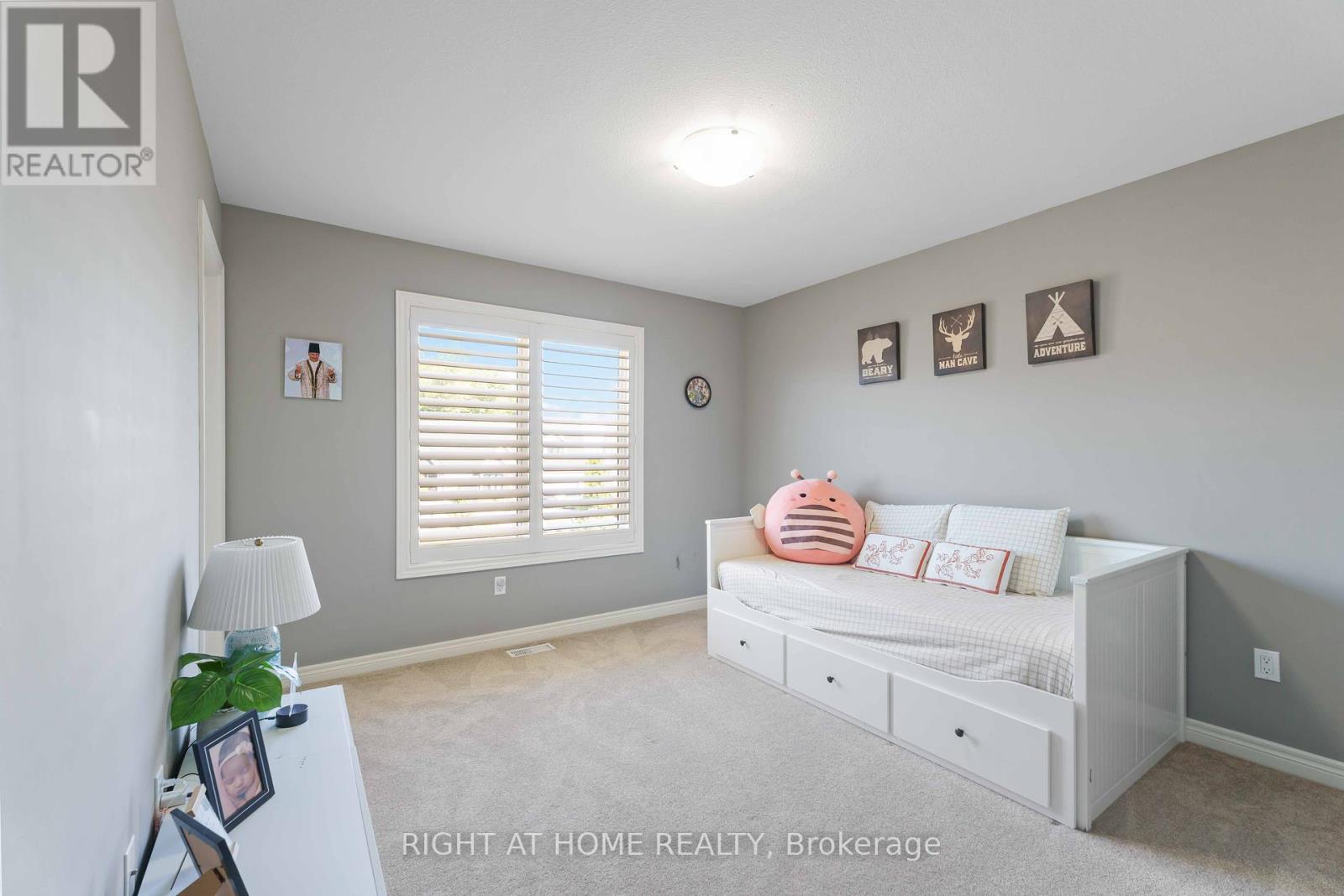 9232 Shoveller Drive, Niagara Falls, Ontario  L2H 0M3 - Photo 25 - X12436902