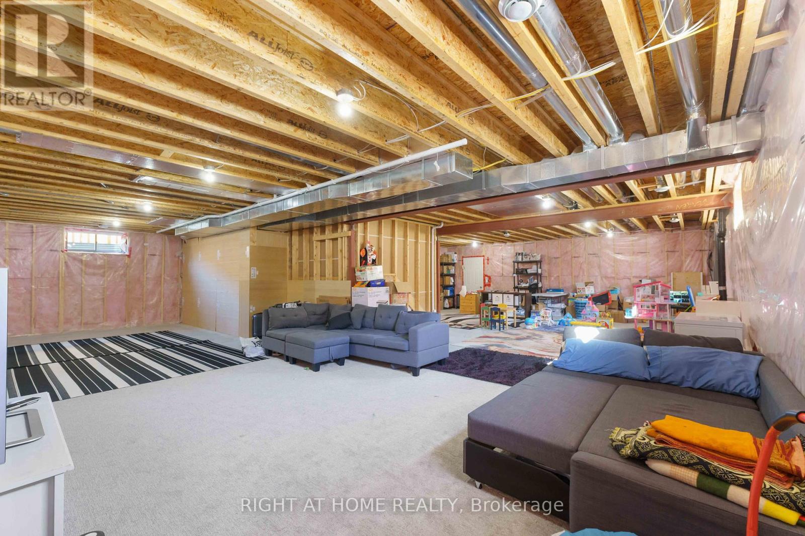 9232 Shoveller Drive, Niagara Falls, Ontario  L2H 0M3 - Photo 37 - X12436902