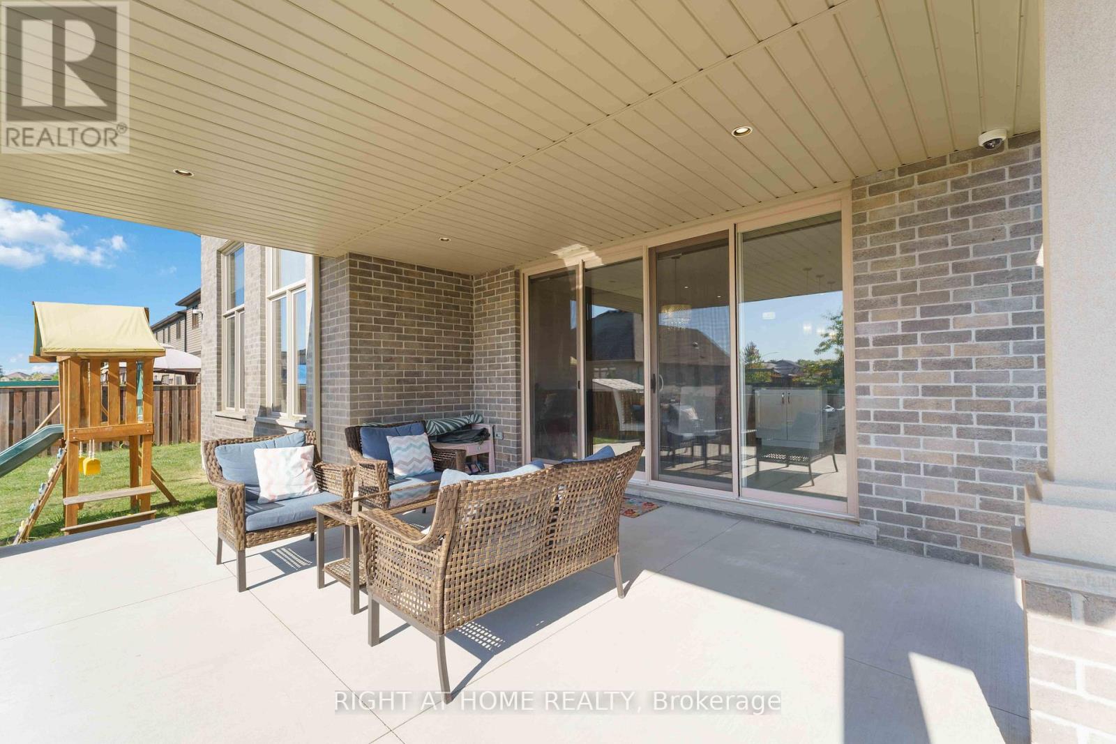 9232 Shoveller Drive, Niagara Falls, Ontario  L2H 0M3 - Photo 39 - X12436902