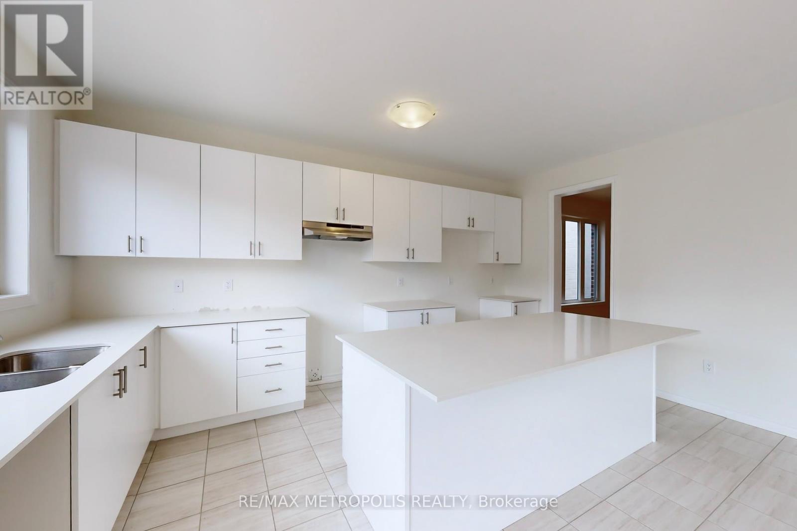 285 Flavelle Way, Peterborough, Ontario  K9K 0J2 - Photo 15 - X12436909