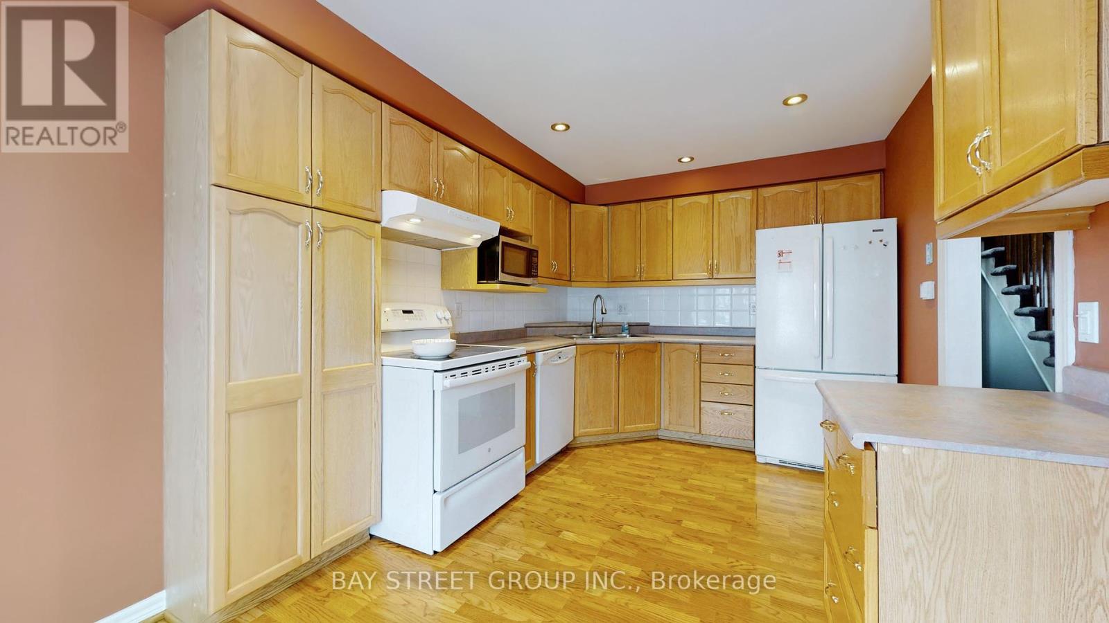 34 - 810 Golf Links Road, Hamilton, Ontario  L9K 1J7 - Photo 11 - X12436926
