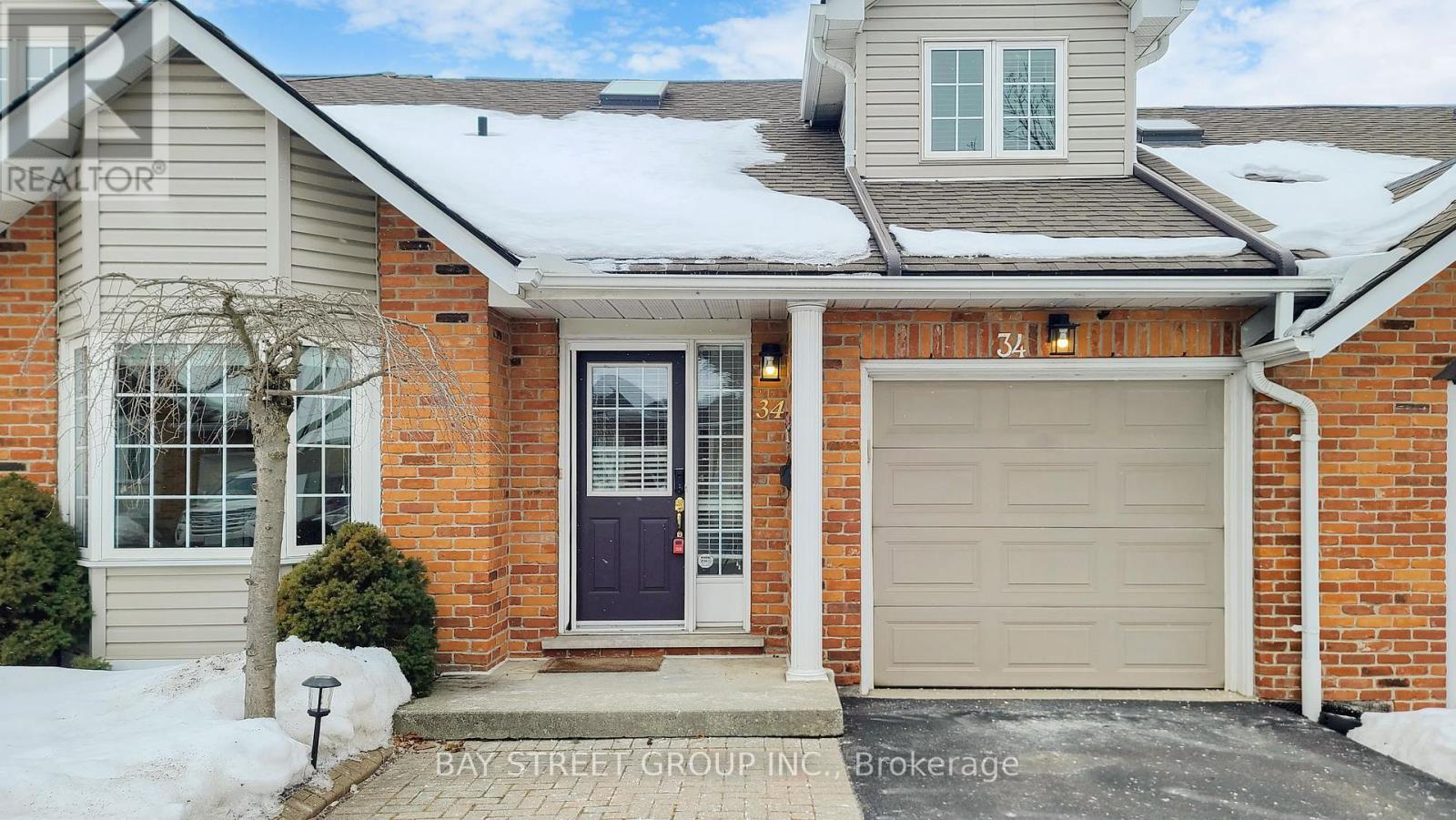34 - 810 Golf Links Road, Hamilton, Ontario  L9K 1J7 - Photo 3 - X12436926