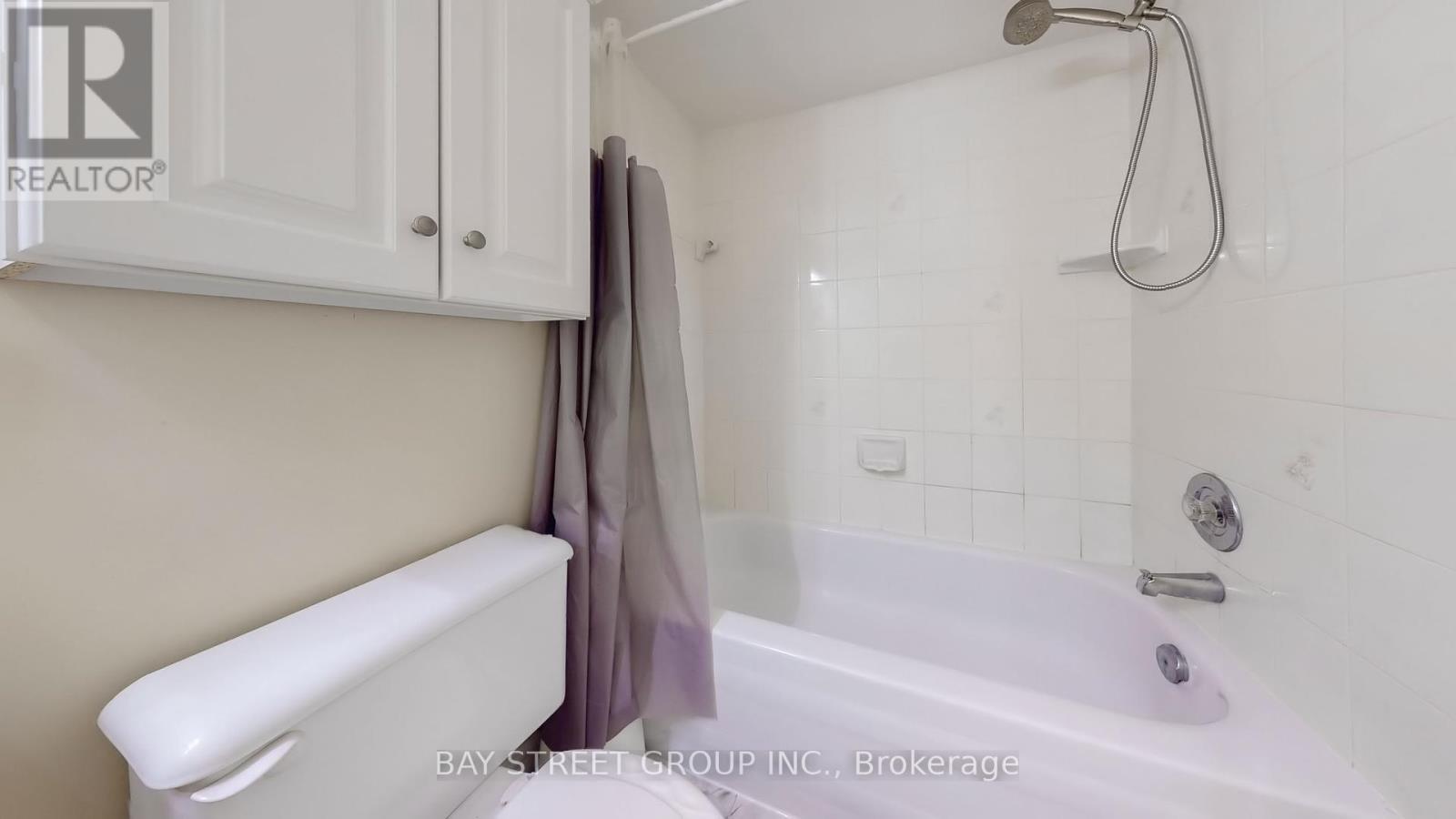 34 - 810 Golf Links Road, Hamilton, Ontario  L9K 1J7 - Photo 34 - X12436926
