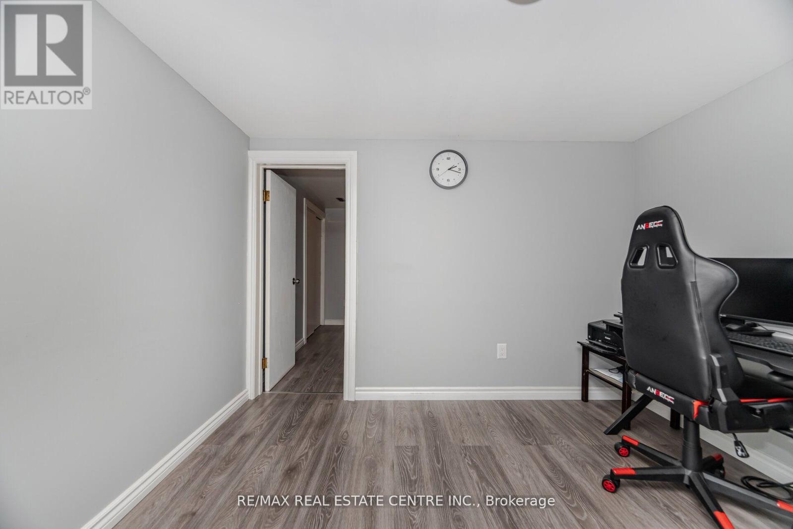 19 Seneca Drive, Kitchener, Ontario  N2M 3H1 - Photo 34 - X12436963