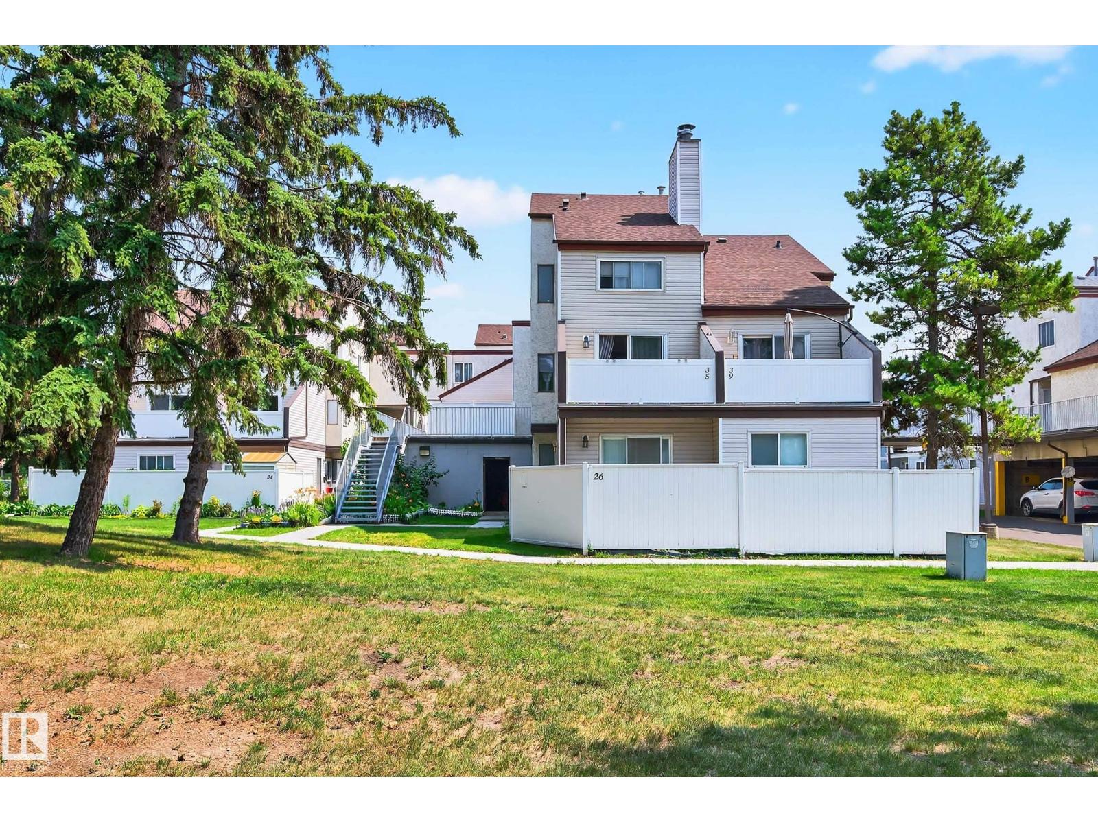 37 Lancaster Tc Nw, Edmonton, Alberta  T5X 5S3 - Photo 4 - E4460198