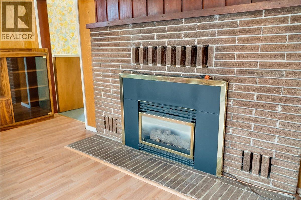 811 Latimer Street, Nelson, British Columbia  V1L 4V6 - Photo 4 - 10361005