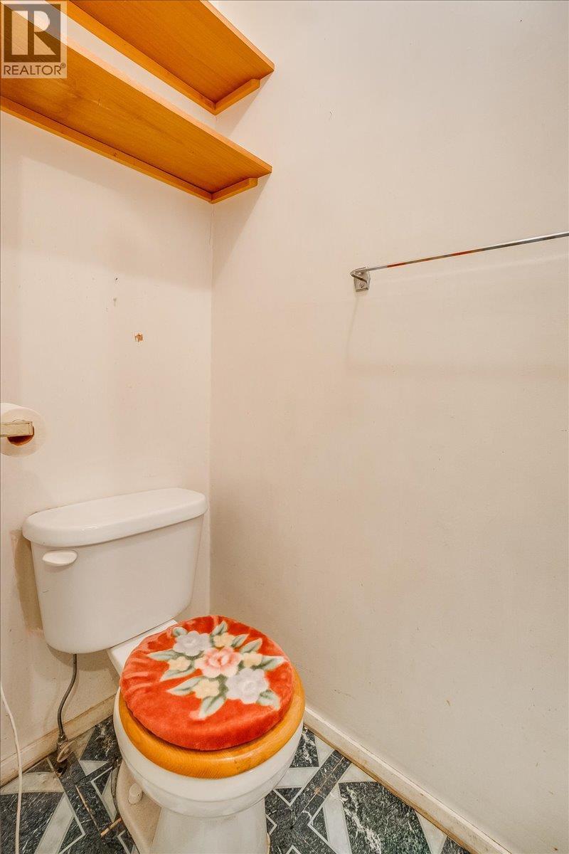 811 Latimer Street, Nelson, British Columbia  V1L 4V6 - Photo 20 - 10361005