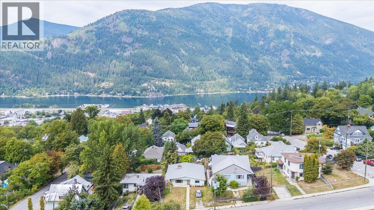 811 Latimer Street, Nelson, British Columbia  V1L 4V6 - Photo 52 - 10361005