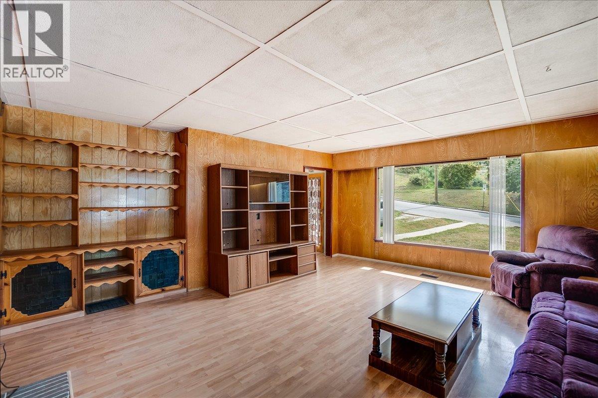 811 Latimer Street, Nelson, British Columbia  V1L 4V6 - Photo 6 - 10361005