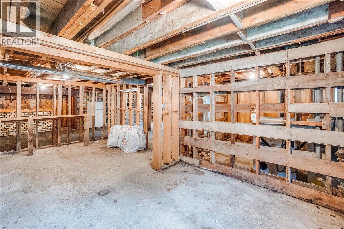 811 Latimer Street, Nelson, British Columbia  V1L 4V6 - Photo 28 - 10361005