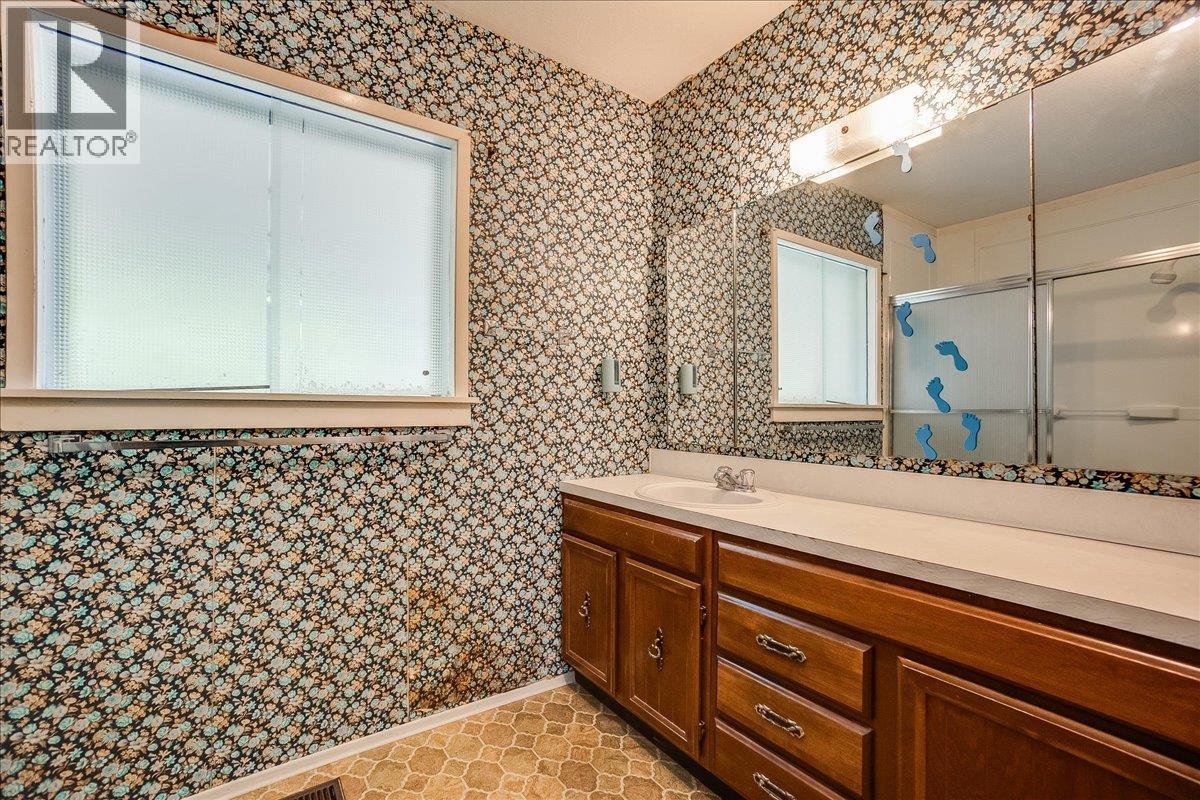 811 Latimer Street, Nelson, British Columbia  V1L 4V6 - Photo 17 - 10361005