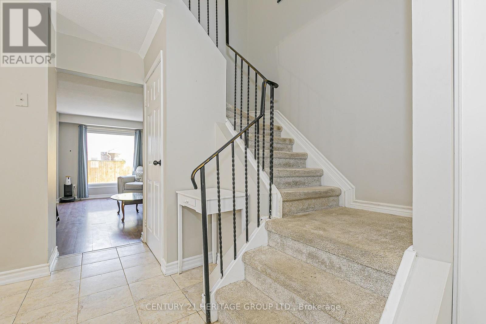 134 Walton Drive, Aurora, Ontario  L4G 3K4 - Photo 26 - N12436982
