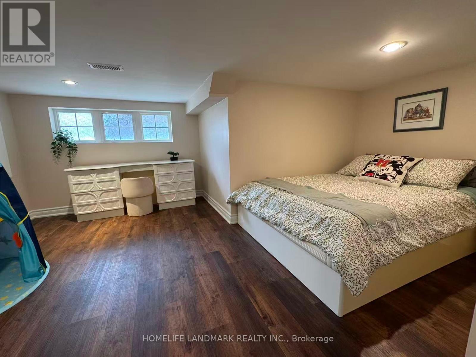Bsmt - 15 Serano Crescent, Richmond Hill, Ontario  L4E 0R3 - Photo 8 - N12437043