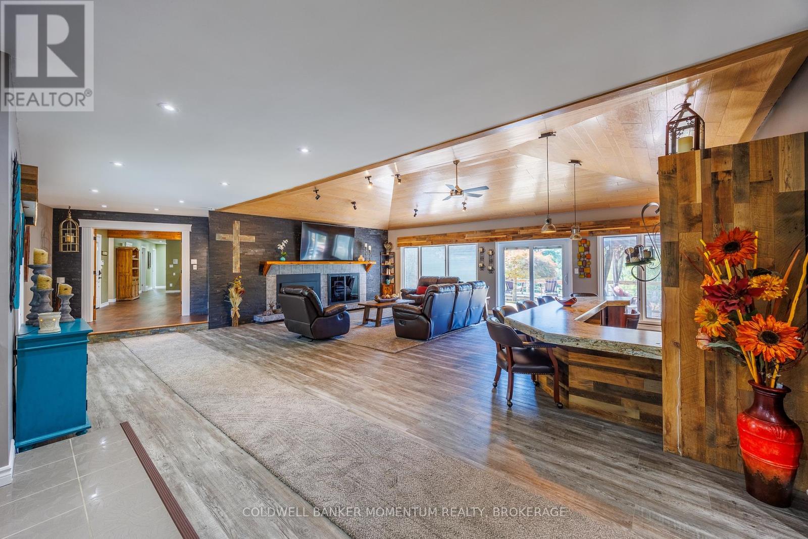 1285 Cockshutt Road, R.r. # 4 Road, Norfolk, Ontario  N3Y 4K3 - Photo 5 - X12437302