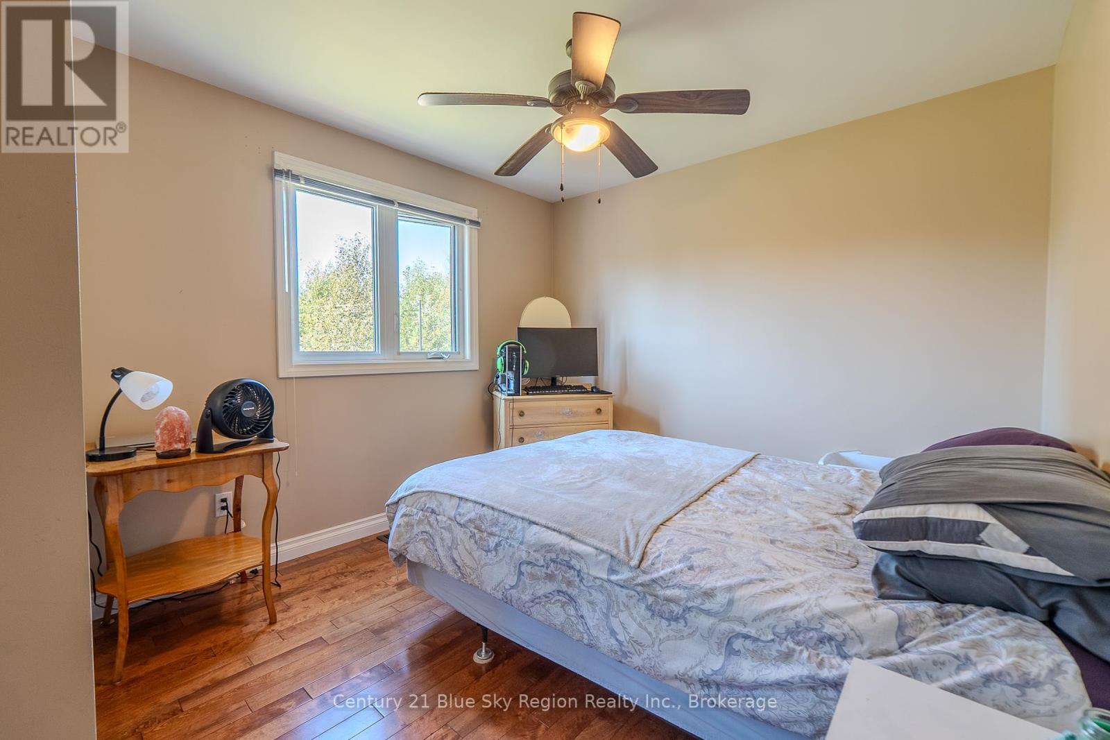 239 Park Street, West Nipissing, Ontario  P2B 3C2 - Photo 14 - X12437211