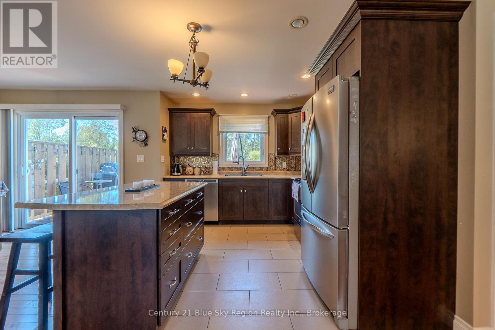 239 Park Street, West Nipissing, Ontario  P2B 3C2 - Photo 3 - X12437211