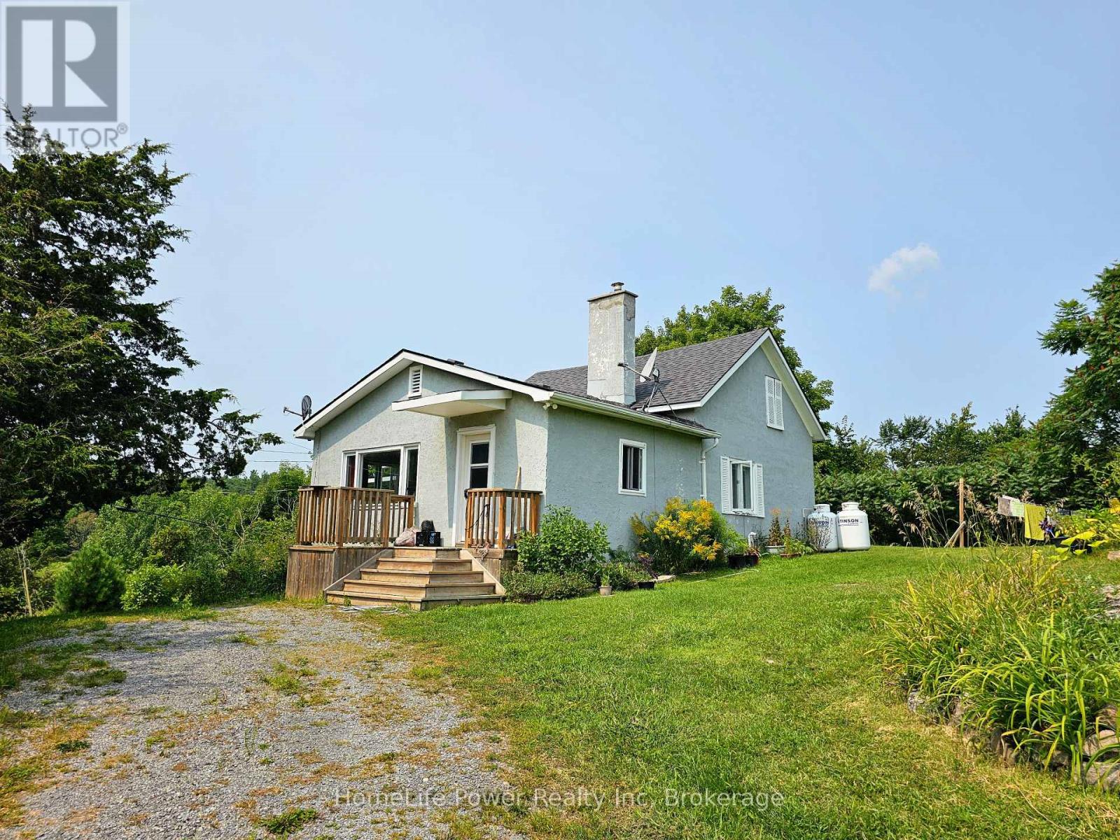 61 Osborne Lane, Frontenac, Ontario  K0H 1H0 - Photo 11 - X12437284