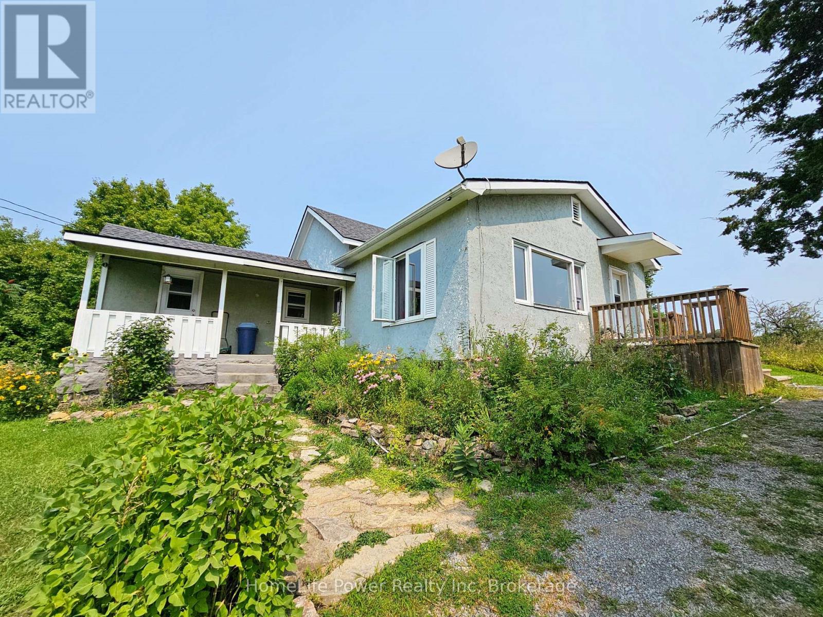 61 Osborne Lane, Frontenac, Ontario  K0H 1H0 - Photo 12 - X12437284
