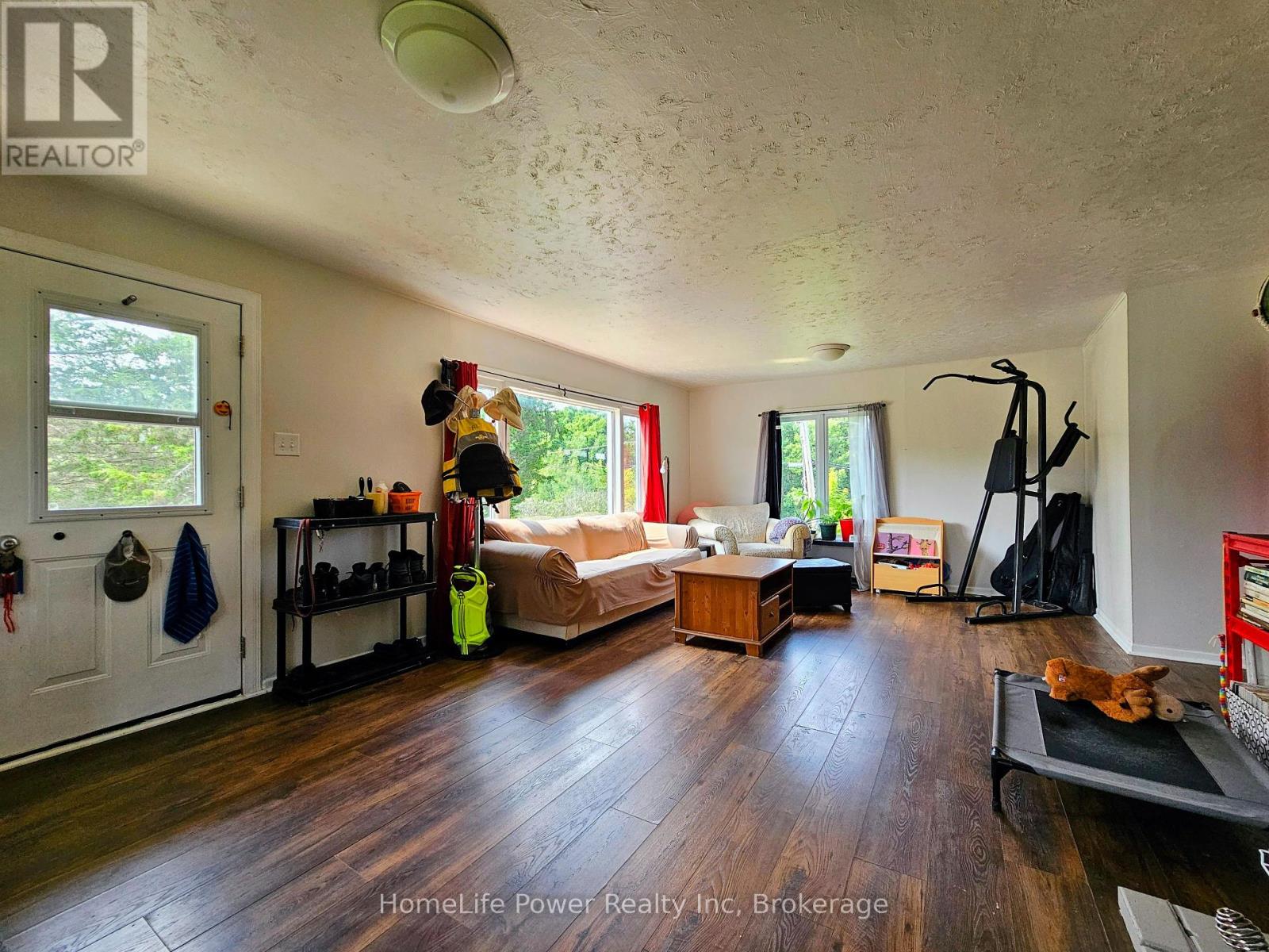 61 Osborne Lane, Frontenac, Ontario  K0H 1H0 - Photo 16 - X12437284