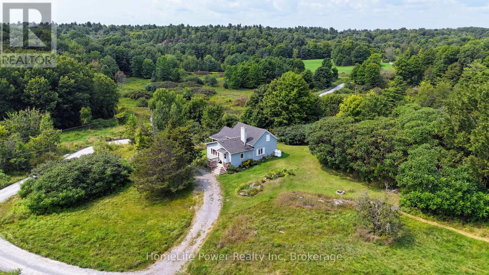 61 Osborne Lane, Frontenac, Ontario  K0H 1H0 - Photo 9 - X12437284