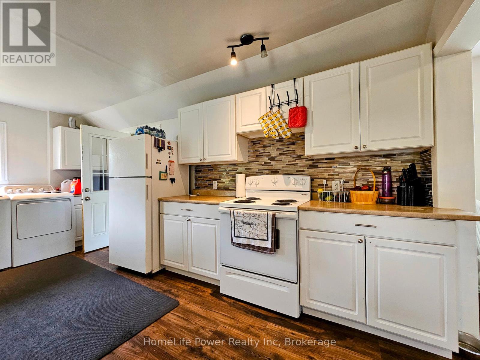 61 Osborne Lane, Frontenac, Ontario  K0H 1H0 - Photo 30 - X12437284