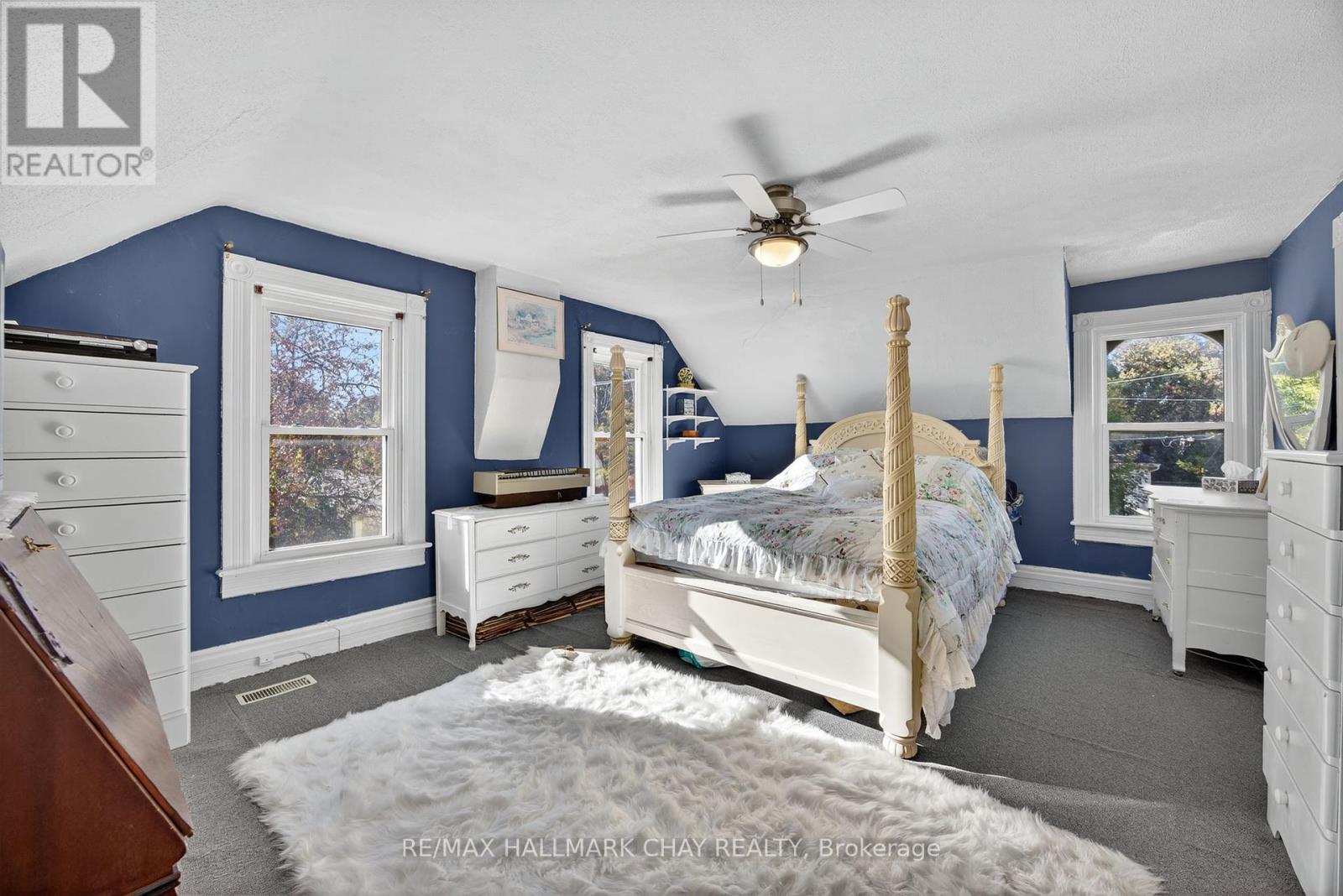 9 Maria Street, Springwater, Ontario  L0L 1P0 - Photo 15 - S12437025