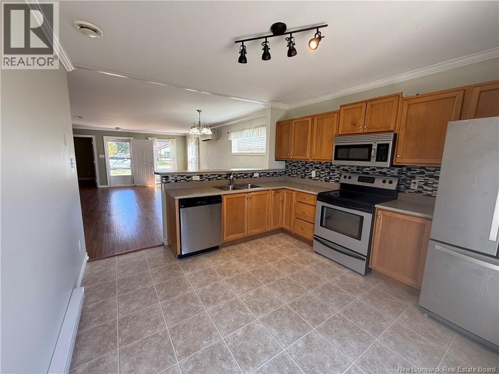 15 Imperial Drive, Sussex, New Brunswick  E4E 0A7 - Photo 4 - NB127587