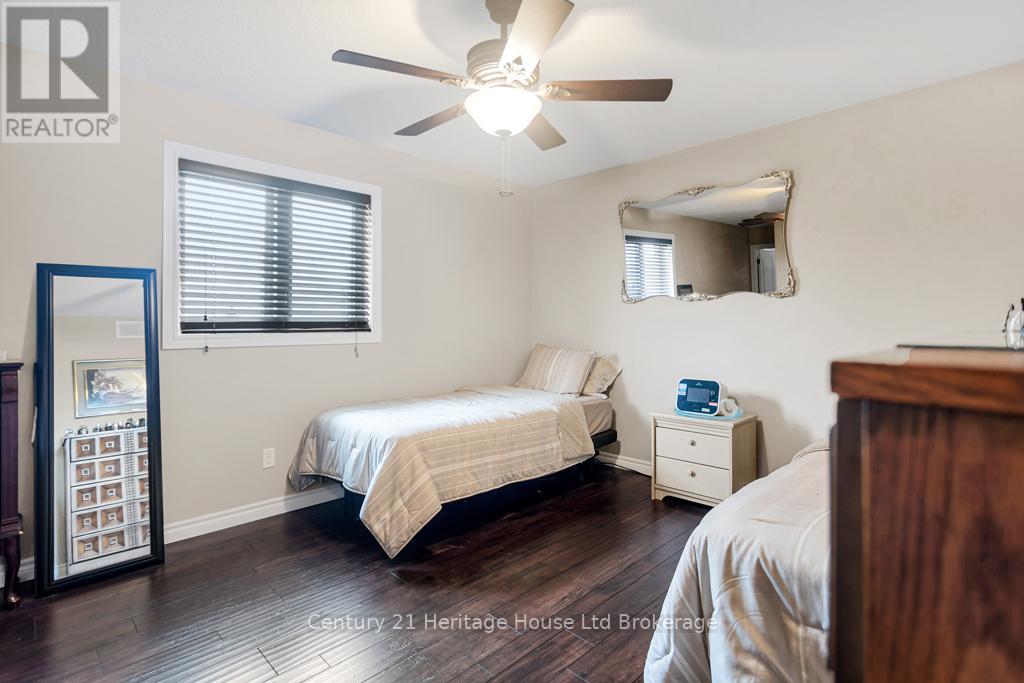 69 William Street, Tillsonburg, Ontario  N4G 5R8 - Photo 18 - X12437142
