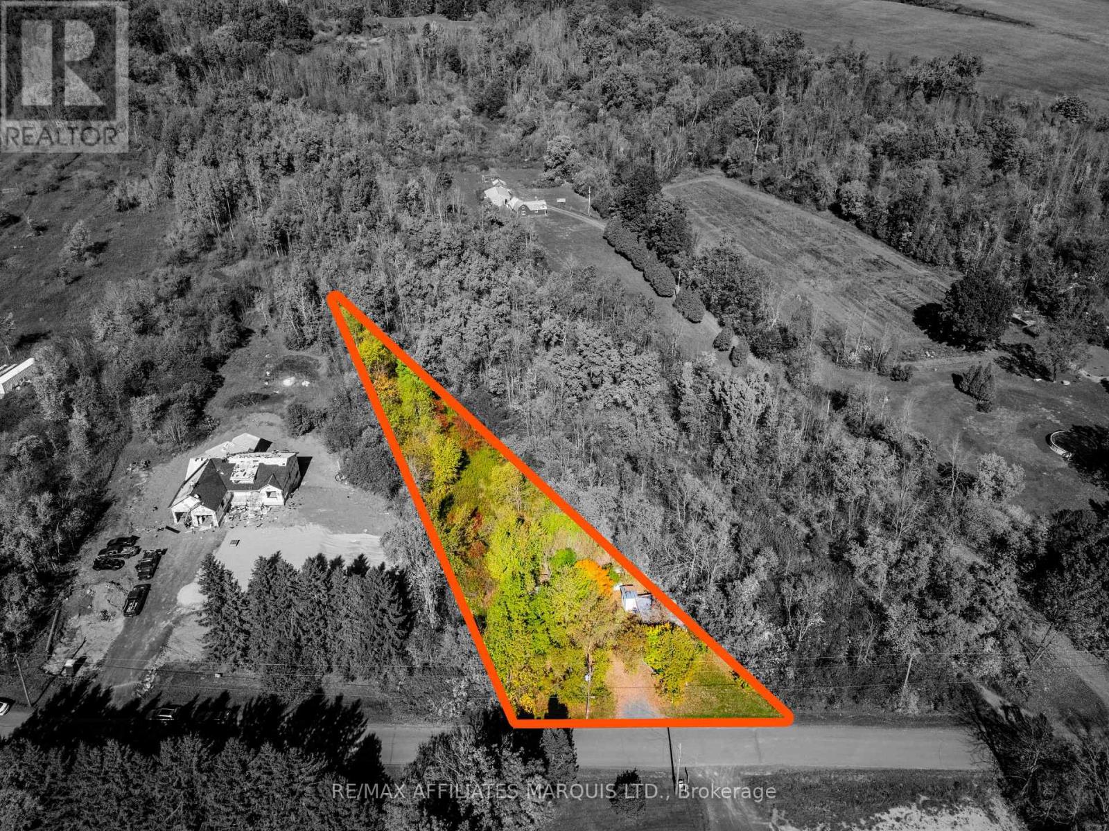 16517 Black River Road, South Stormont, Ontario  K0C 1R0 - Photo 5 - X12437099