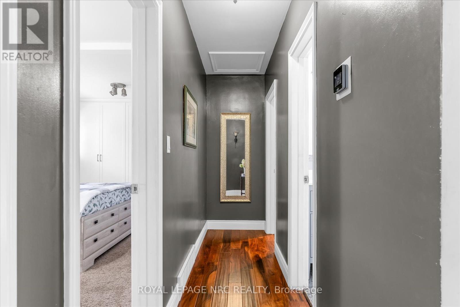 442 Bunting Road, St. Catharines (Carlton/bunting), Ontario  L2M 3Z4 - Photo 10 - X12436713