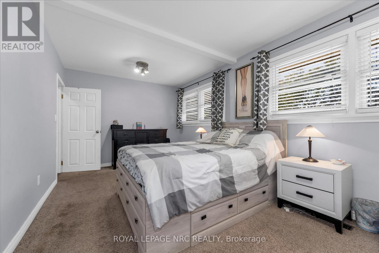 442 Bunting Road, St. Catharines (Carlton/bunting), Ontario  L2M 3Z4 - Photo 12 - X12436713