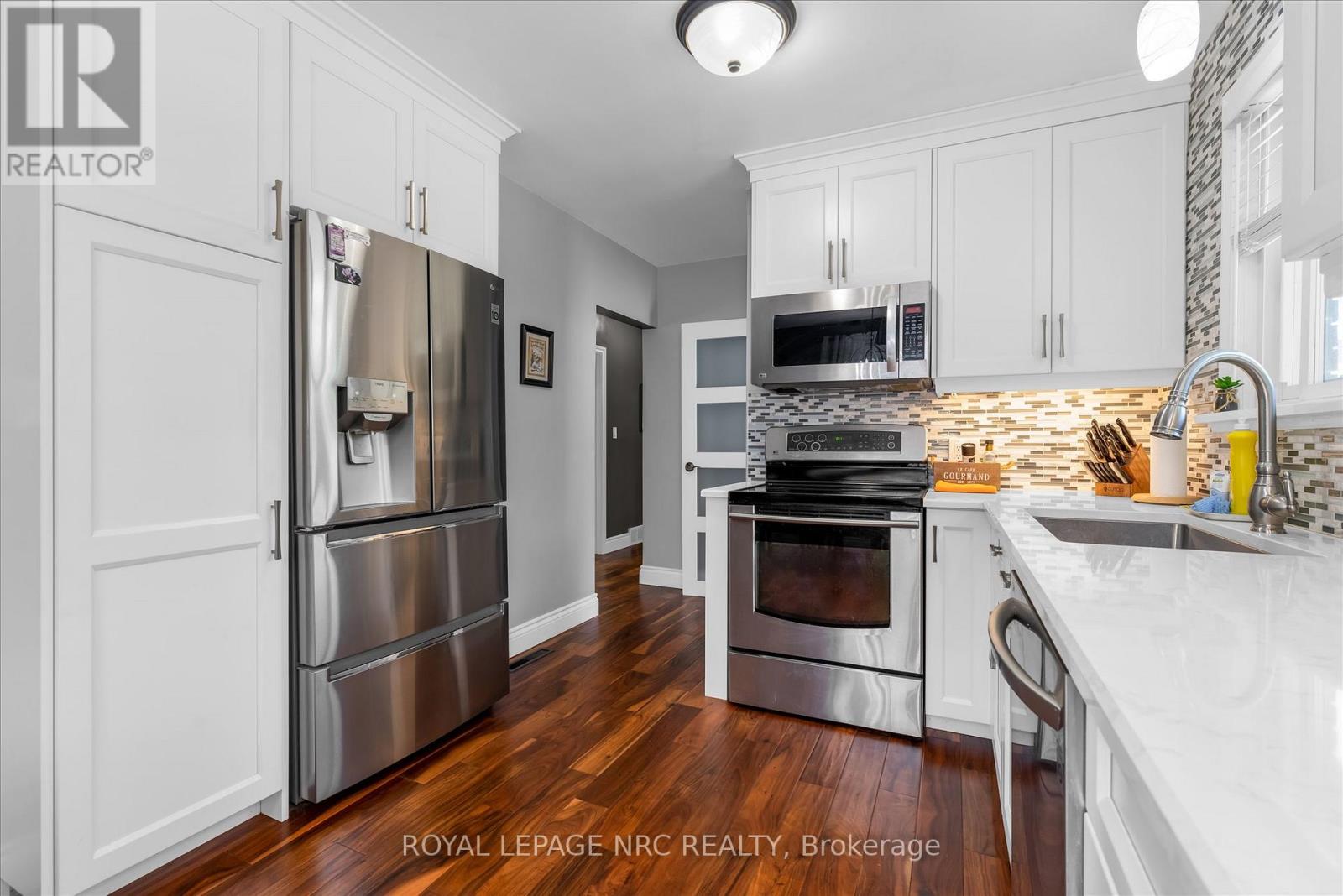 442 Bunting Road, St. Catharines (Carlton/bunting), Ontario  L2M 3Z4 - Photo 8 - X12436713