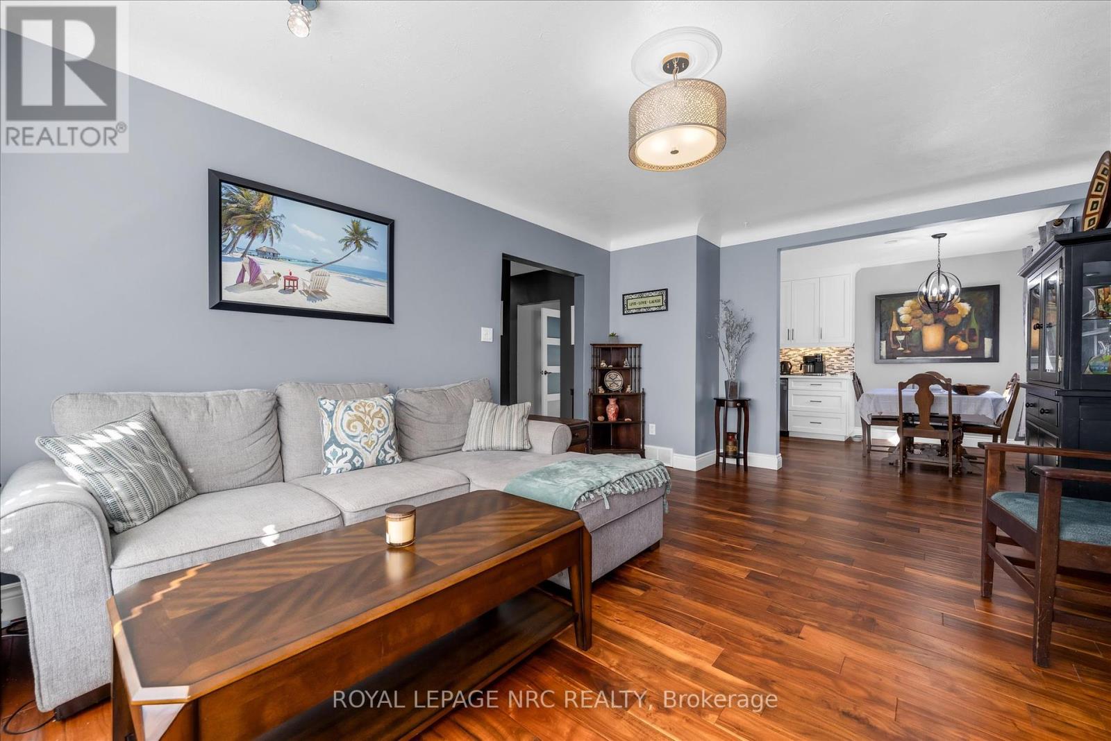 442 Bunting Road, St. Catharines (Carlton/bunting), Ontario  L2M 3Z4 - Photo 5 - X12436713