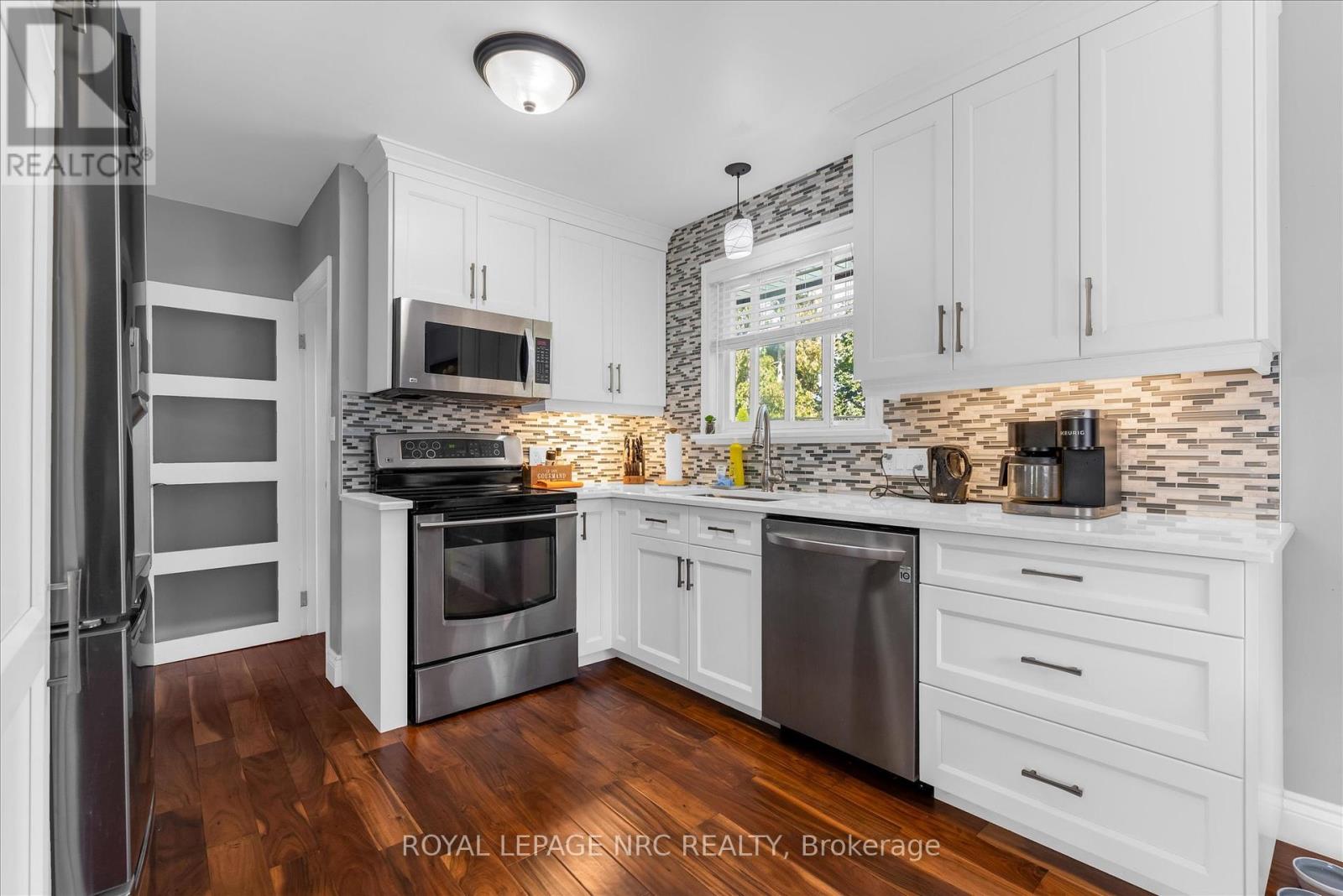 442 Bunting Road, St. Catharines (Carlton/bunting), Ontario  L2M 3Z4 - Photo 7 - X12436713