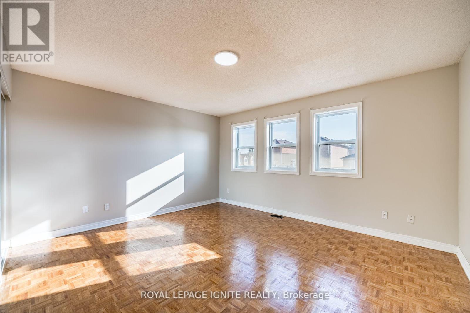 Upper - 176 Wright Avenue, Toronto, Ontario  M9N 3Z2 - Photo 19 - W12436978