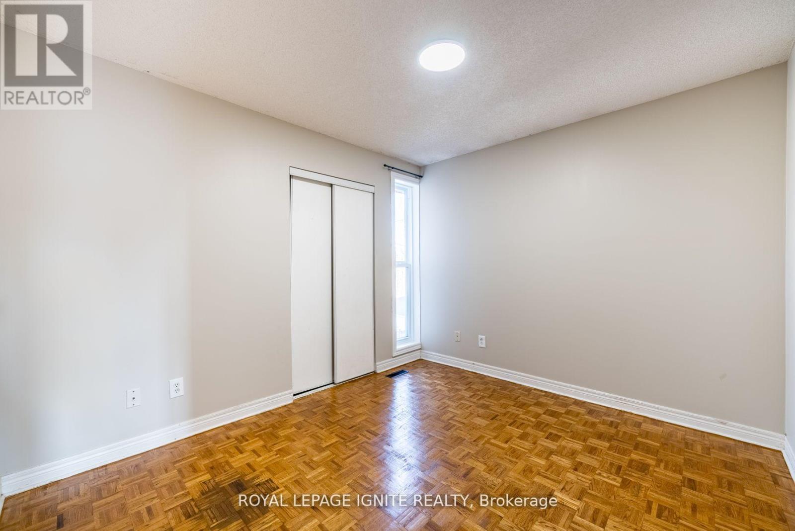 Upper - 176 Wright Avenue, Toronto, Ontario  M9N 3Z2 - Photo 24 - W12436978