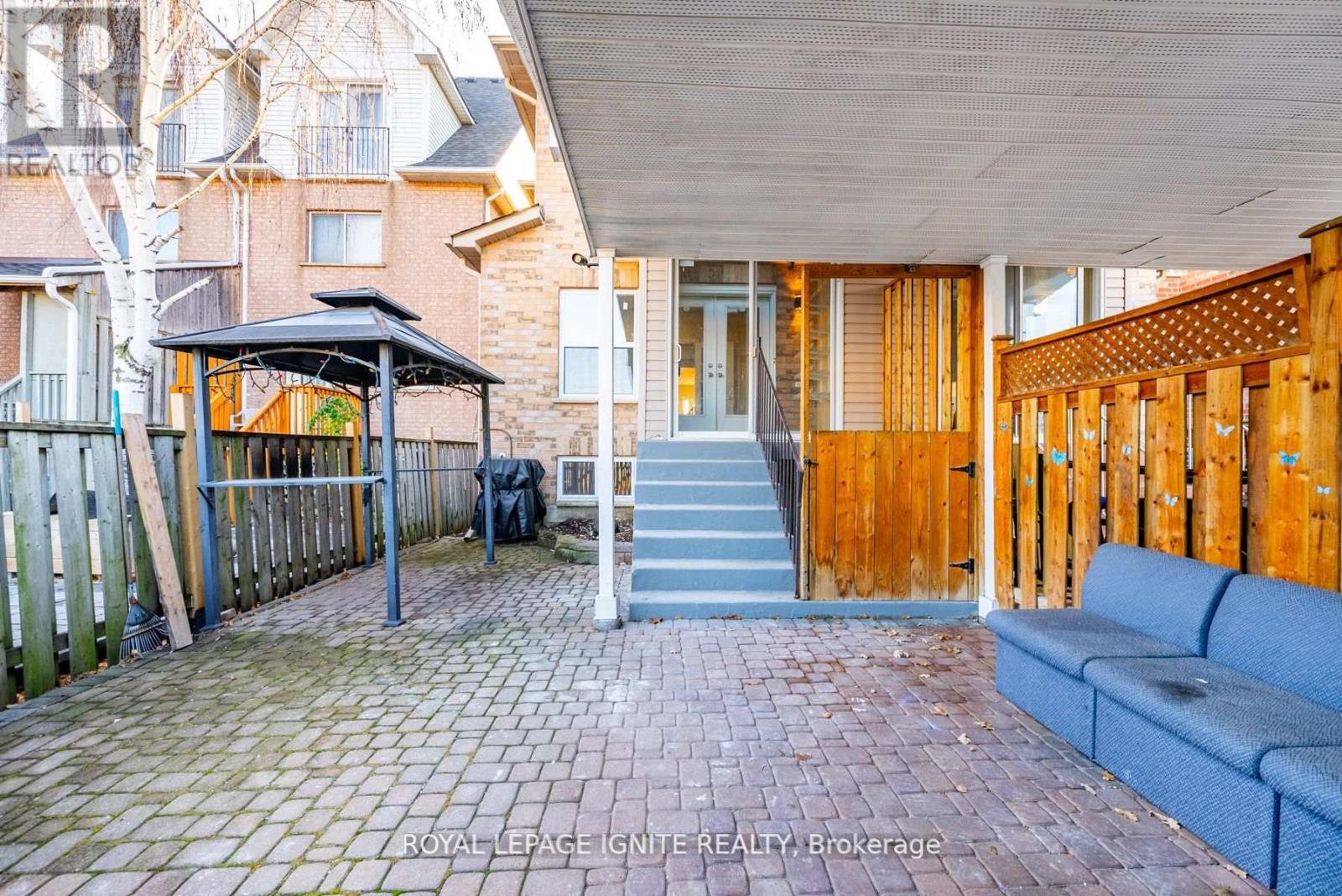 Upper - 176 Wright Avenue, Toronto, Ontario  M9N 3Z2 - Photo 30 - W12436978