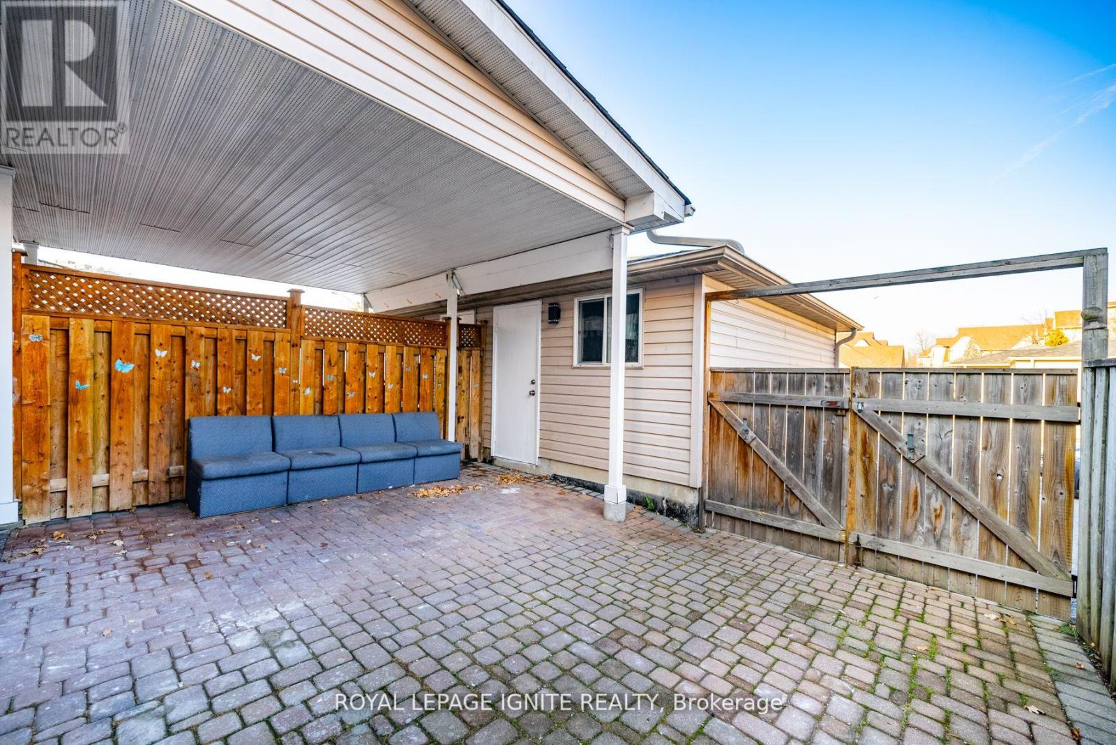 Upper - 176 Wright Avenue, Toronto, Ontario  M9N 3Z2 - Photo 33 - W12436978