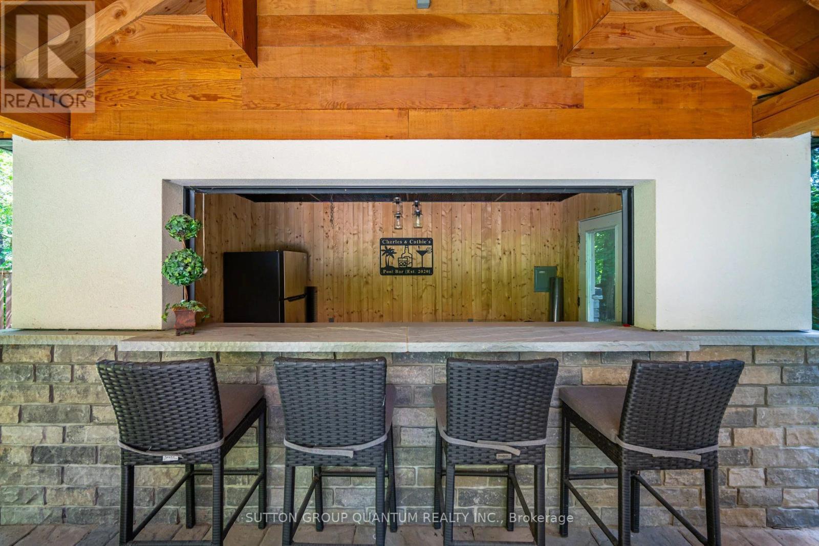 1063 Greenoaks Drive, Mississauga, Ontario  L5J 3A1 - Photo 45 - W12436989