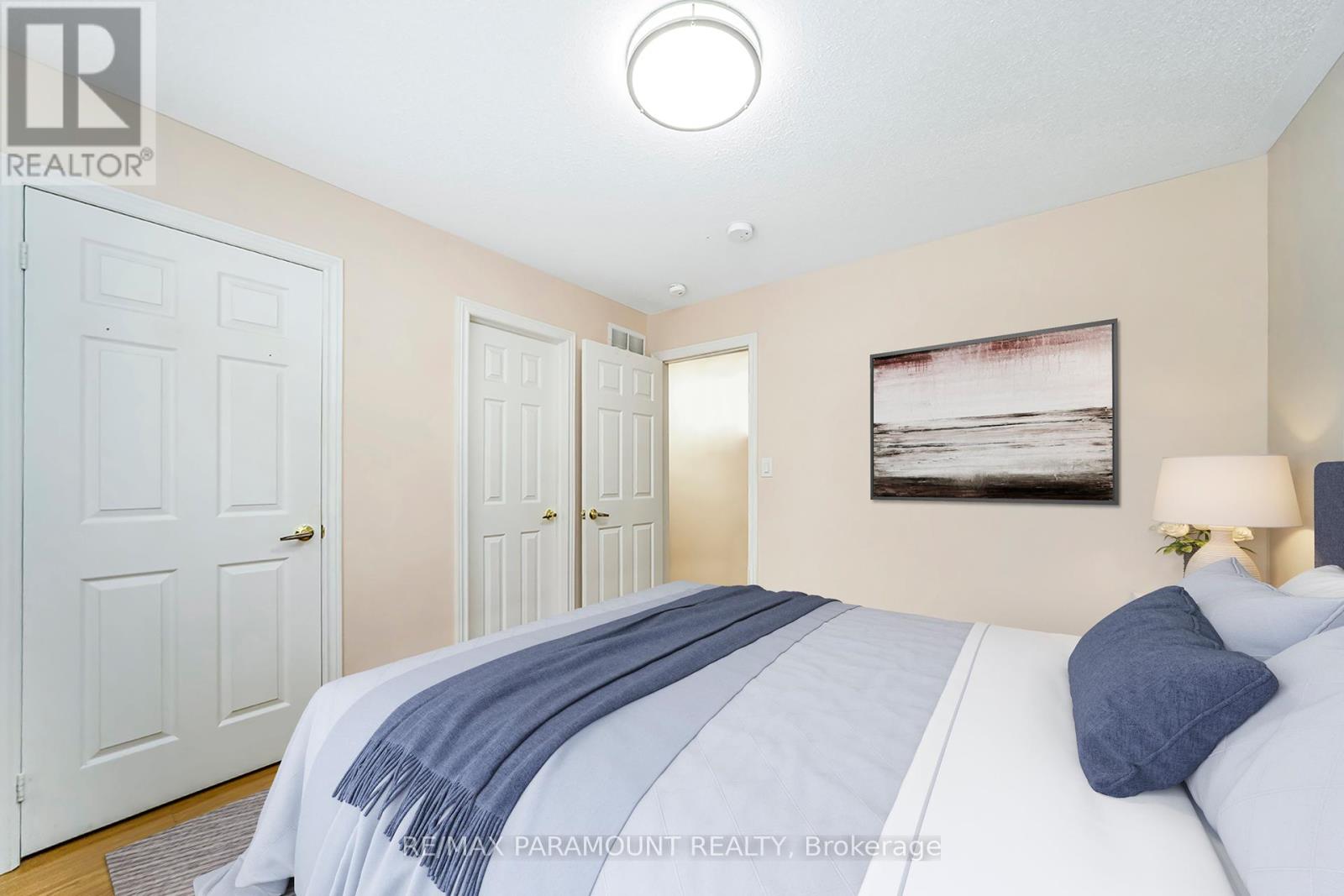 11 Moonland Road, Brampton, Ontario  L6P 3Y1 - Photo 12 - W12437038