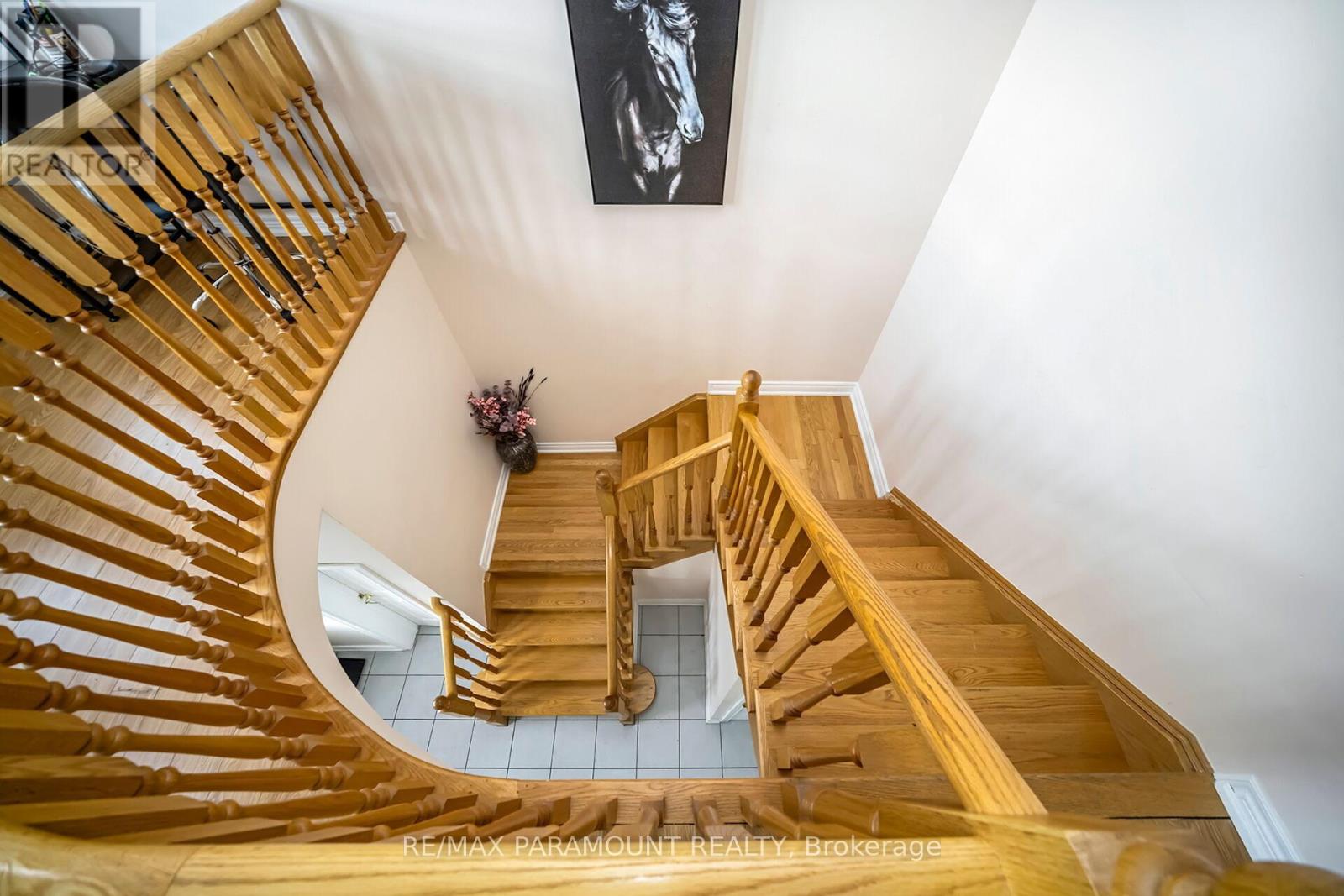 11 Moonland Road, Brampton, Ontario  L6P 3Y1 - Photo 8 - W12437038