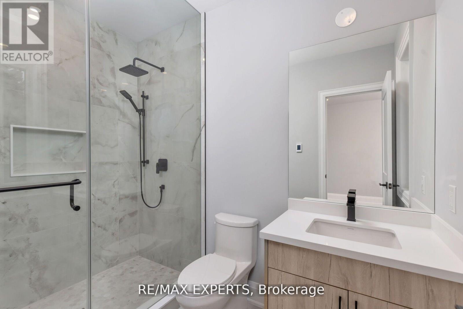 11a Marion Street, Caledon, Ontario  L7C 1K6 - Photo 31 - W12437048